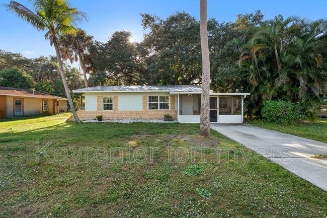 property at 236 Delray Ave