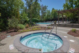 1290 Sharon Park Dr, Unit #51 in Menlo Park, CA - Building Photo - Building Photo