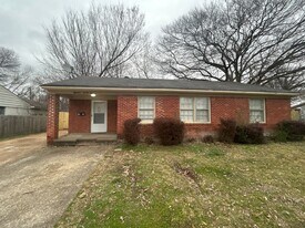 1892 Eldorado St in Memphis, TN - Building Photo