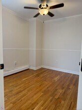 27-24 Curtis St in Queens, NY - Building Photo - Building Photo