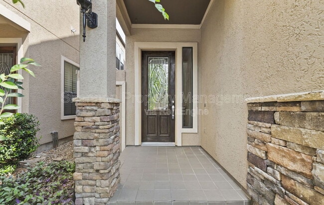 2919 Royal Oaks Grove in Houston, TX - Building Photo - Building Photo