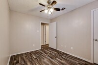 3712 Roussillon Dr photo'