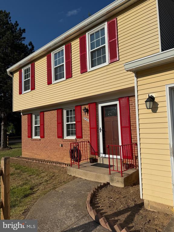 property at 3301 Fallowfield Dr