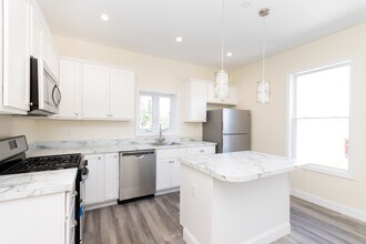 2 French Ter, Unit 2 in Boston, MA - Building Photo - Building Photo