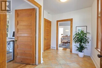 136 Keefer St in Ottawa, ON - Building Photo - Building Photo