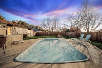 5112 Arbor Glen Rd in The Colony, TX - Building Photo - Building Photo