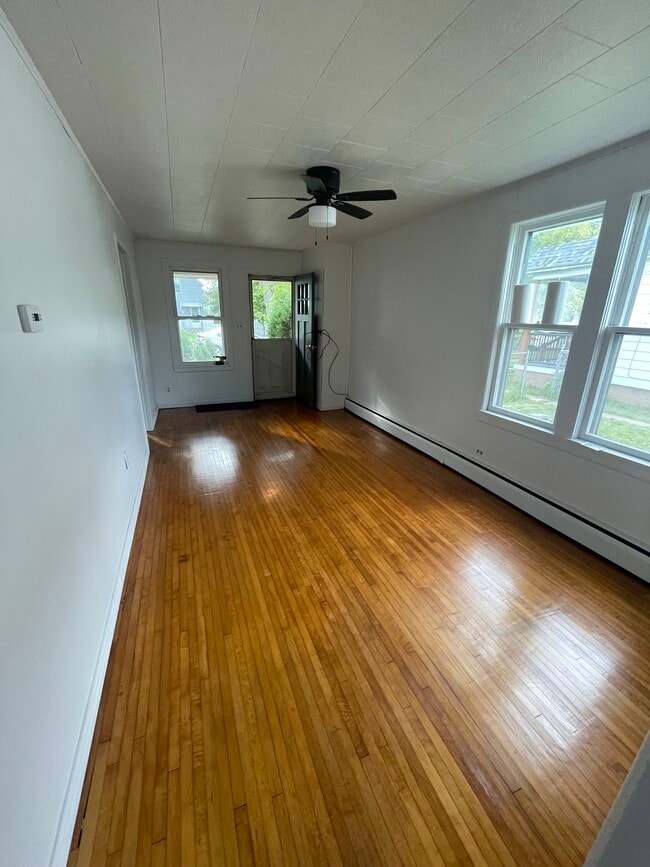 property at 1826 Maryland Ave