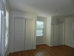 816 S Arlington Mill Dr, Unit 101 in Arlington, VA - Building Photo - Building Photo