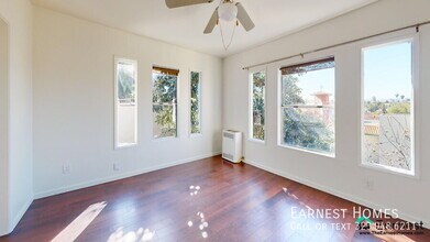 834 Laguna Ave in Los Angeles, CA - Building Photo - Building Photo