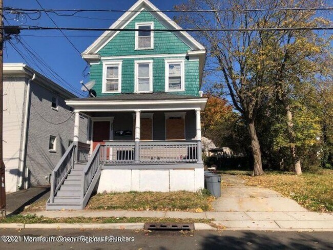1235 Washington Ave-Unit -1 in Asbury Park, NJ - Foto de edificio - Building Photo