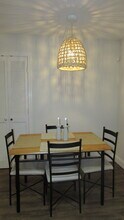 530 10th St, Unit Unit A in Sacramento, CA - Foto de edificio - Building Photo