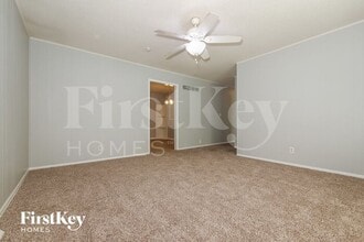 5340 N White Ave in Kansas City, MO - Building Photo - Building Photo