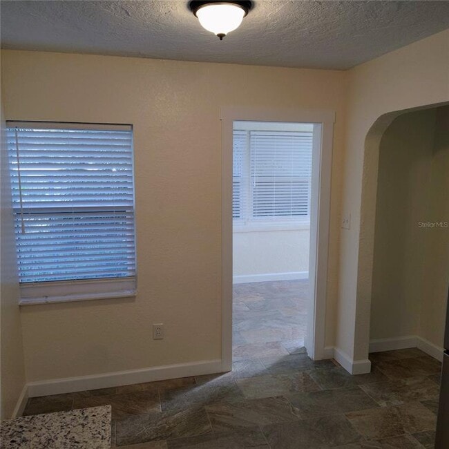 2230 Grove St S in St. Petersburg, FL - Building Photo - Building Photo