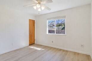 21304 Byerly Turk Dr in Pflugerville, TX - Building Photo