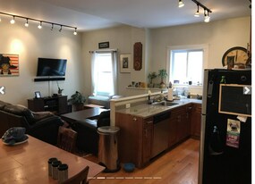 349 Broadway, Unit 1 in Somerville, MA - Building Photo