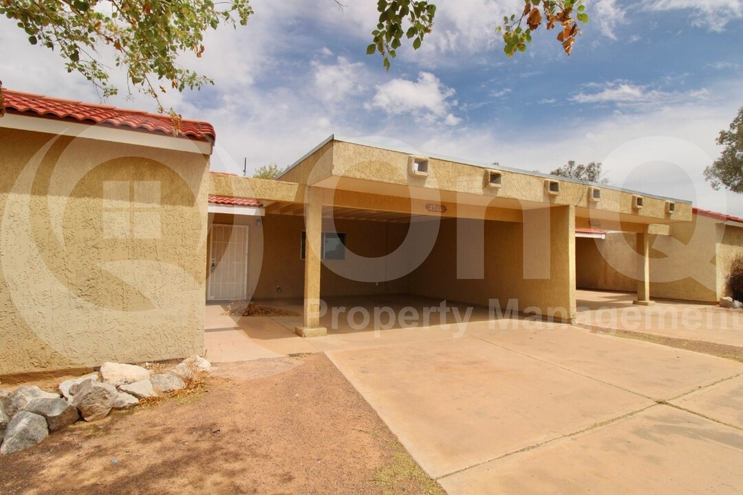 4744 E Appaloosa Dr in Eloy, AZ - Building Photo