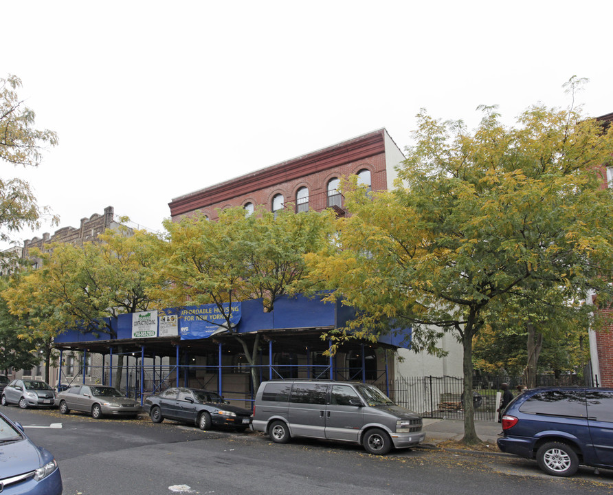 364-366 Prospect Pl in Brooklyn, NY - Foto de edificio