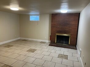 9736 SE 33rd Ave in Milwaukie, OR - Building Photo - Building Photo