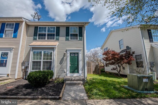 property at 2926 Sorrell Ct