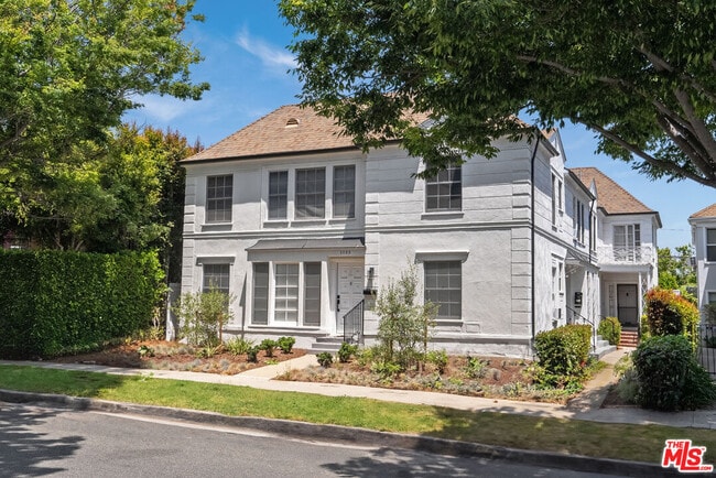 308 S Reeves Dr in Beverly Hills, CA - Building Photo - Building Photo