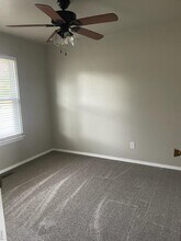 438 Lakeshore Dr in St. Clair, MO - Building Photo - Building Photo