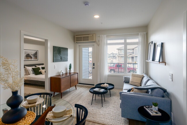 49th Battalion Apartments in Edmonton, AB - Building Photo - Interior Photo