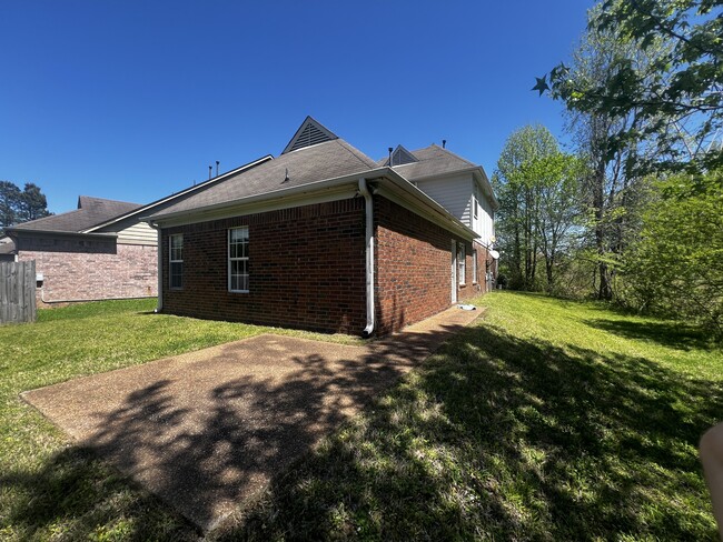 1017 Cordova Ridge Pl in Cordova, TN - Building Photo - Building Photo