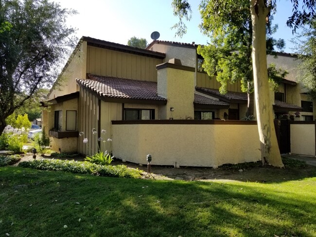21515 Erwin St