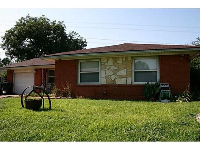 438 W Phillips Ct