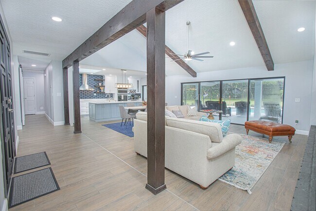 3160 Whisper Wind Dr in St. Cloud, FL - Foto de edificio - Building Photo