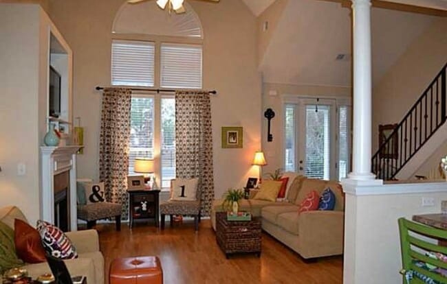 1448 Island Pl E in Memphis, TN - Foto de edificio - Building Photo