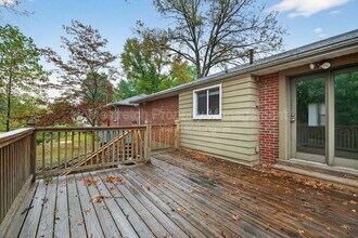 23 Colchester Dr in Ferguson, MO - Building Photo - Building Photo