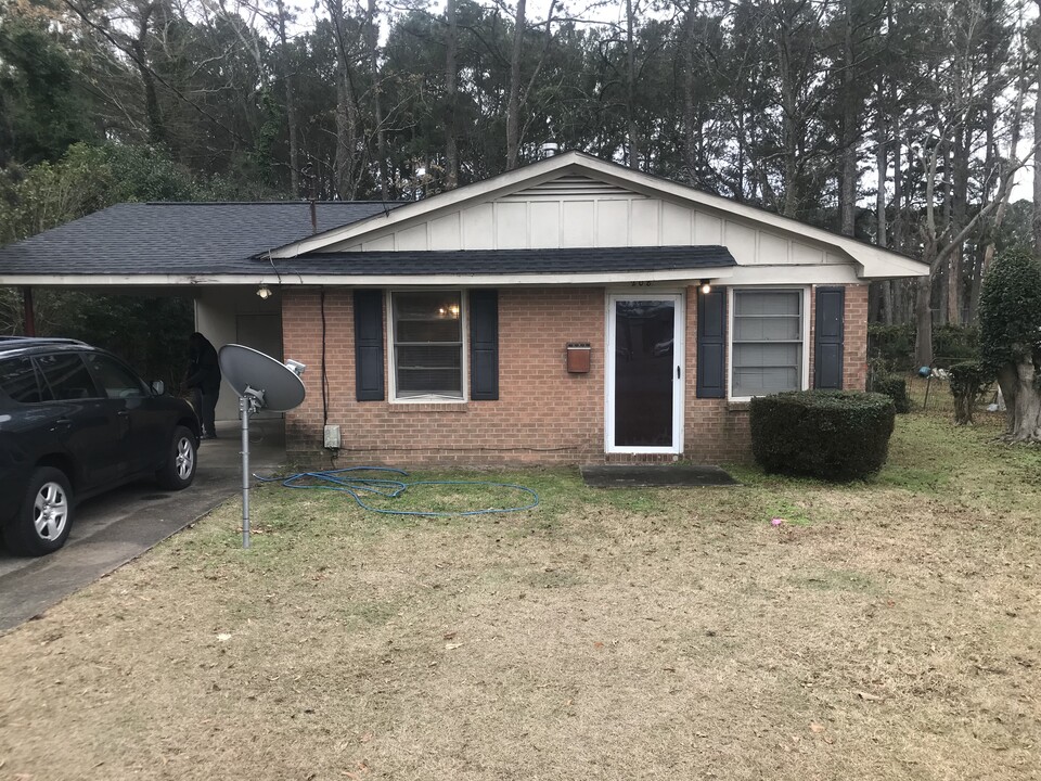 208 Wayne Ave in Goldsboro, NC - Building Photo