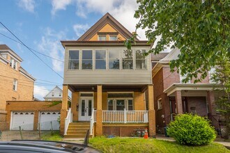 313 Kambach St in Pittsburgh, PA - Building Photo - Building Photo