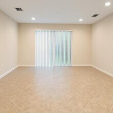 5131 NW 30th Terrace in Fort Lauderdale, FL - Building Photo - Building Photo