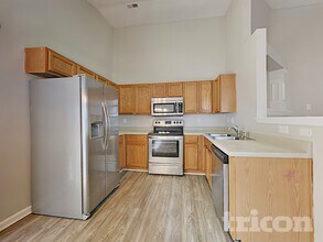 8422 Wallace Glen Dr in Charlotte, NC - Building Photo - Building Photo