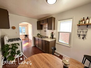 24537 Dale Ave in Eastpointe, MI - Building Photo - Building Photo