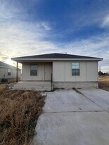 2632 Hickory Ave in Lubbock, TX - Building Photo
