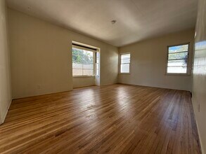 6627 Farmdale Ave, Unit 6627 Farmdale Ave in North Hollywood, CA - Building Photo - Building Photo