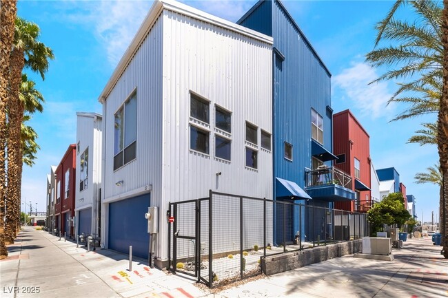 property at 137 S 11th St