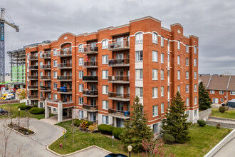 280 Hymus in Pointe-claire, QC - Building Photo - Primary Photo