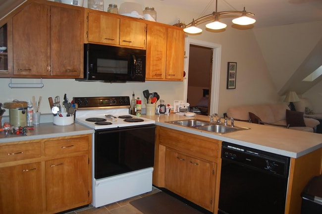 92 Argyle St, Unit 3