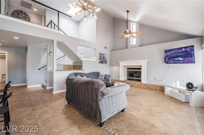 property at 3003 La Mesa Dr