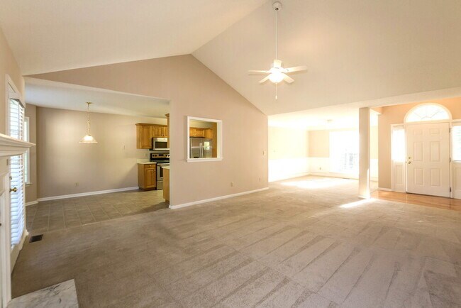 1248 Mill Race Ln in Matthews, NC - Foto de edificio - Building Photo