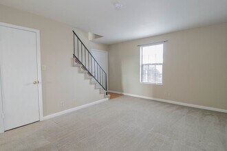 1603 Minglewood Dr in Clarksville, TN - Foto de edificio - Building Photo