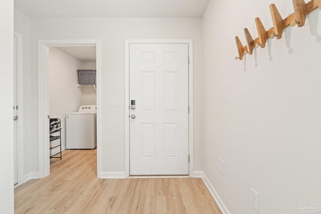 5252 Peach Dr in Milton, FL - Building Photo - Building Photo