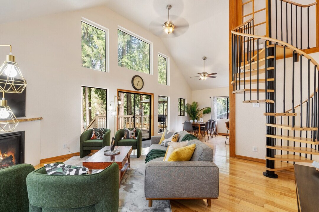 18219 Chappel Rd in Arlington, WA - Building Photo