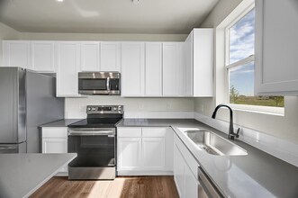 507 Condor Wy in Johnstown, CO - Building Photo - Building Photo