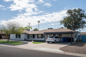 Hubbell in Phoenix, AZ - Building Photo - Building Photo