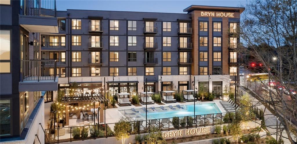 2490 N Druid Hills Rd in Atlanta, GA - Building Photo